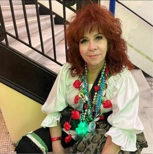 Meet your Posher, Janis